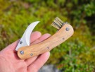 BRUSLETTO  Vedalen foldbar Soppkniv med børste - Rask levering med gravering. thumbnail