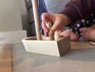Treleker - Lun Serien - Seilbåt m/en figur thumbnail