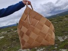 Vedkurv  Flettet treverk - Rask levering.  thumbnail
