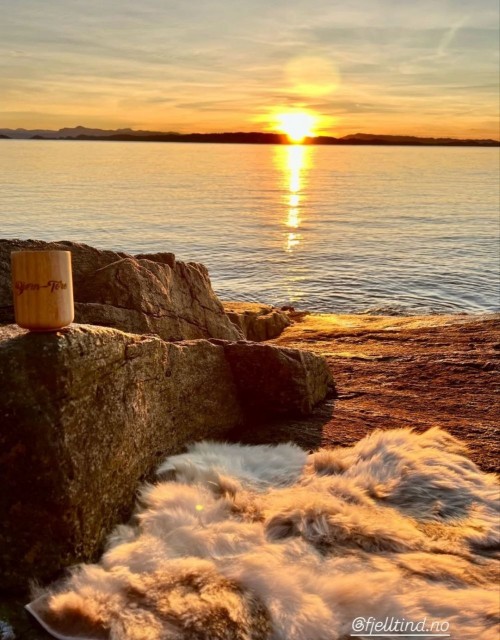 Mye fargespill i noen skinn