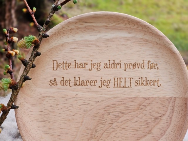 18 cm lyst fat. Deilig og ren overflate.