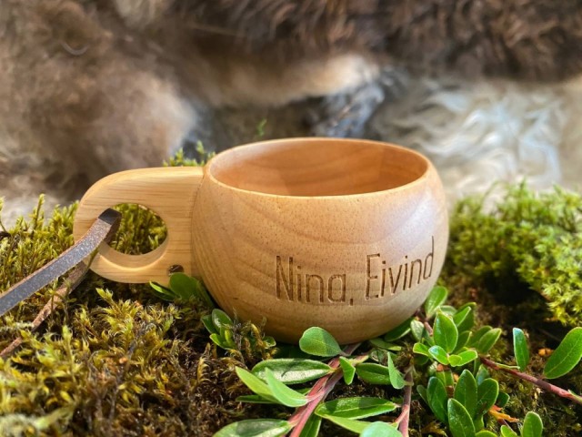 Nina, Eivind, 39